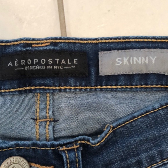 Aeropostale Skinny Jeans - Picture 3 of 6